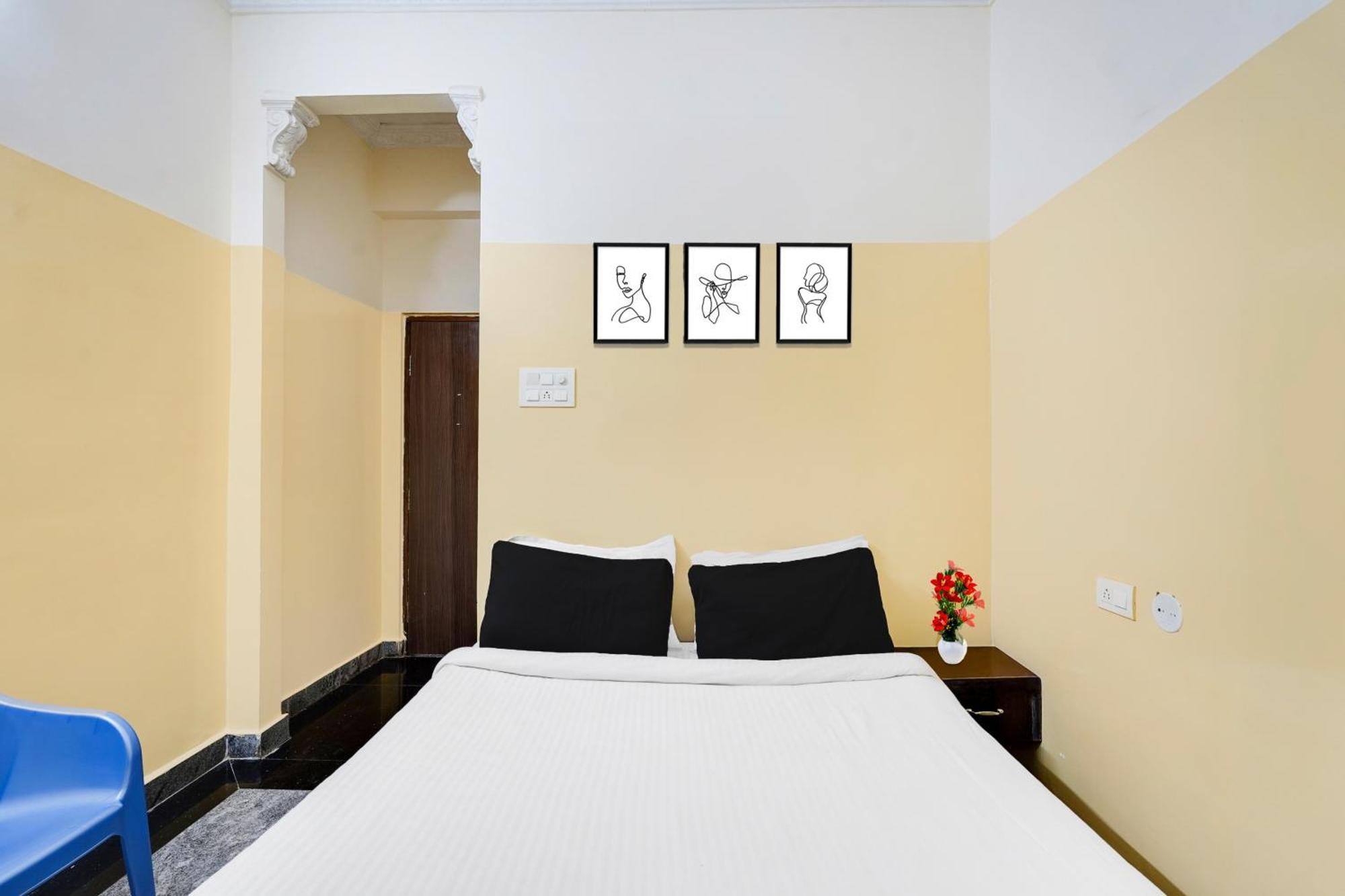 Super Hotel O Karakambadi Road Near Leela Mahal Circle 蒂鲁帕蒂 外观 照片