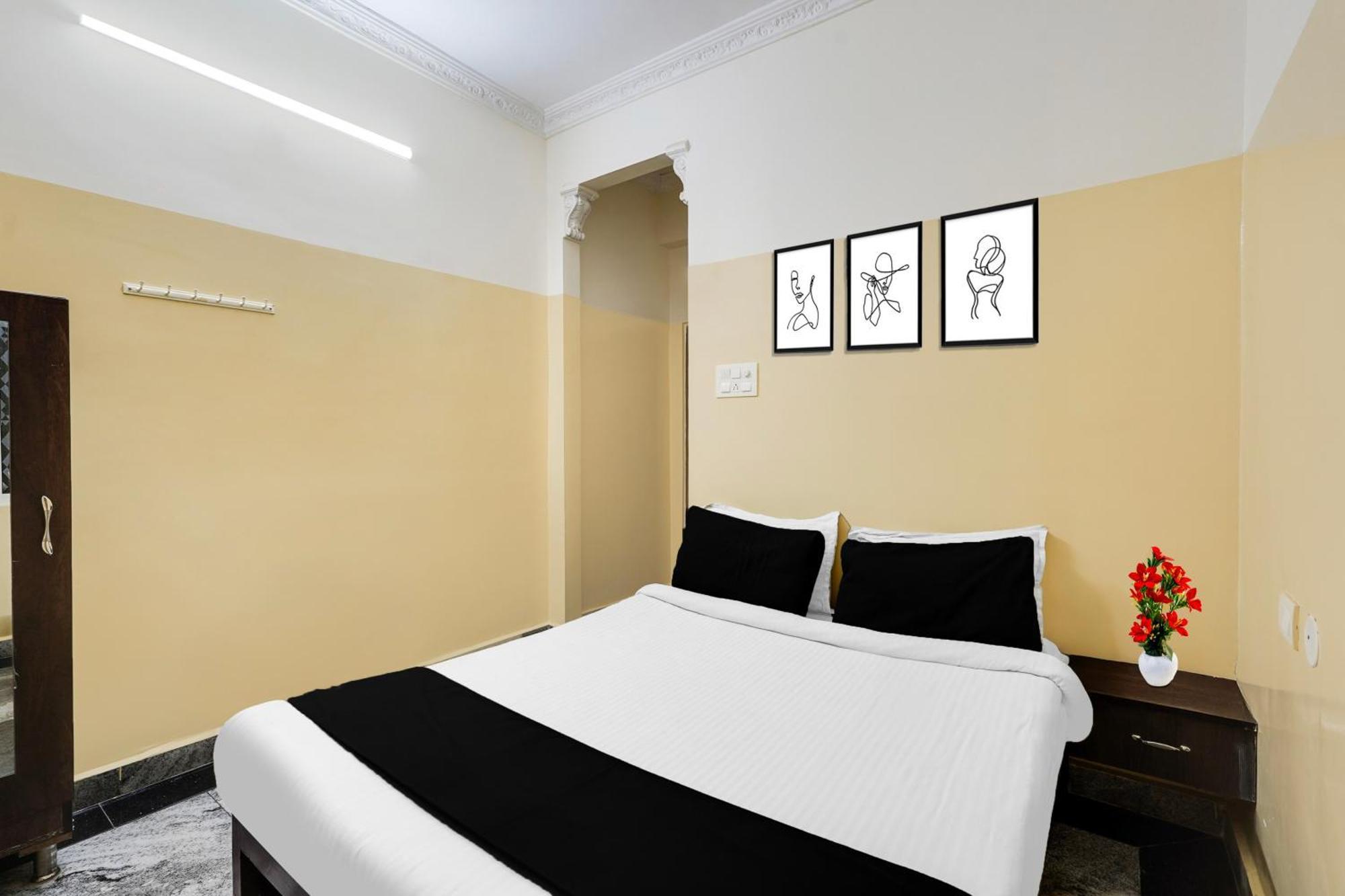 Super Hotel O Karakambadi Road Near Leela Mahal Circle 蒂鲁帕蒂 外观 照片