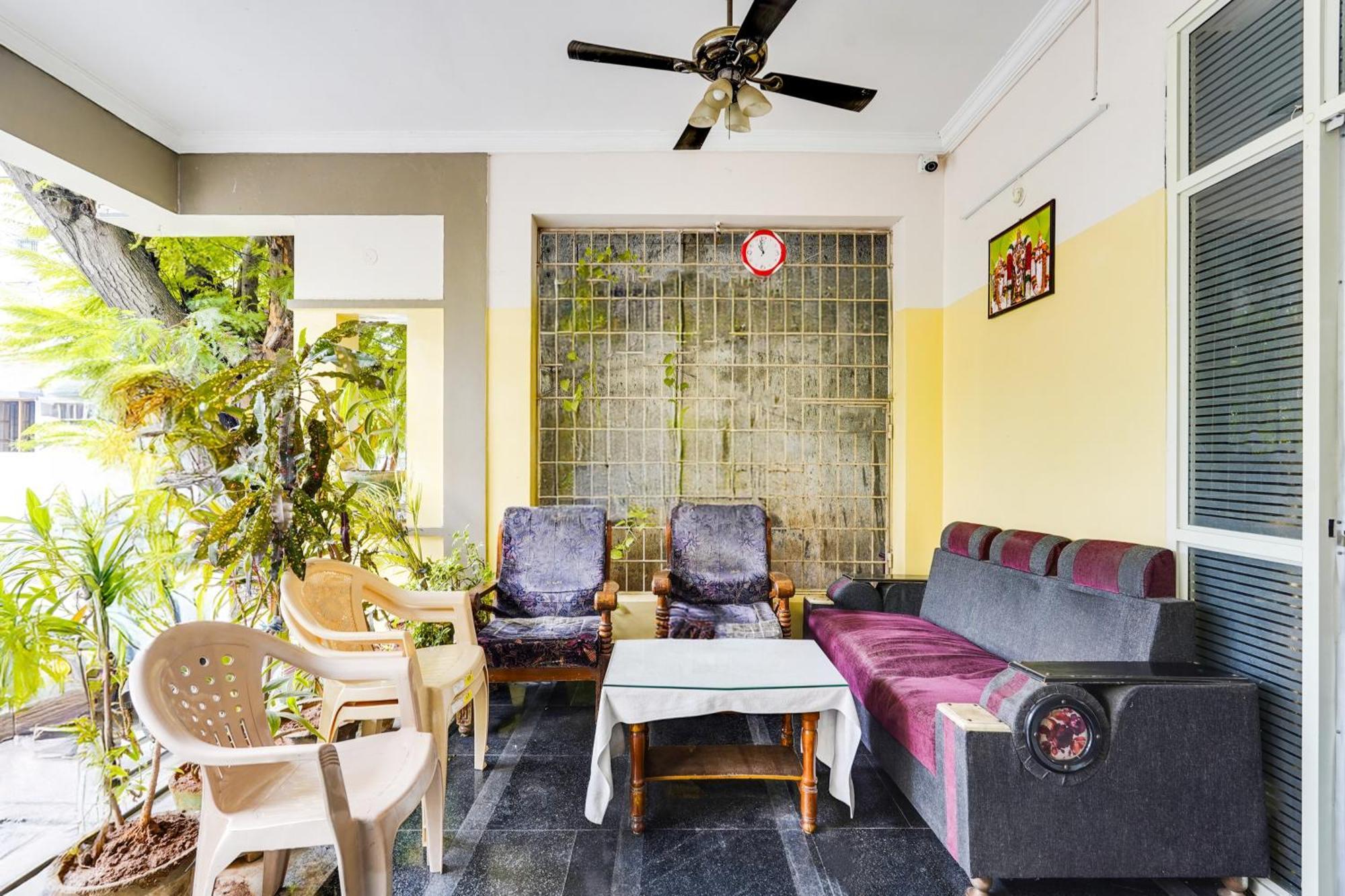 Super Hotel O Karakambadi Road Near Leela Mahal Circle 蒂鲁帕蒂 外观 照片