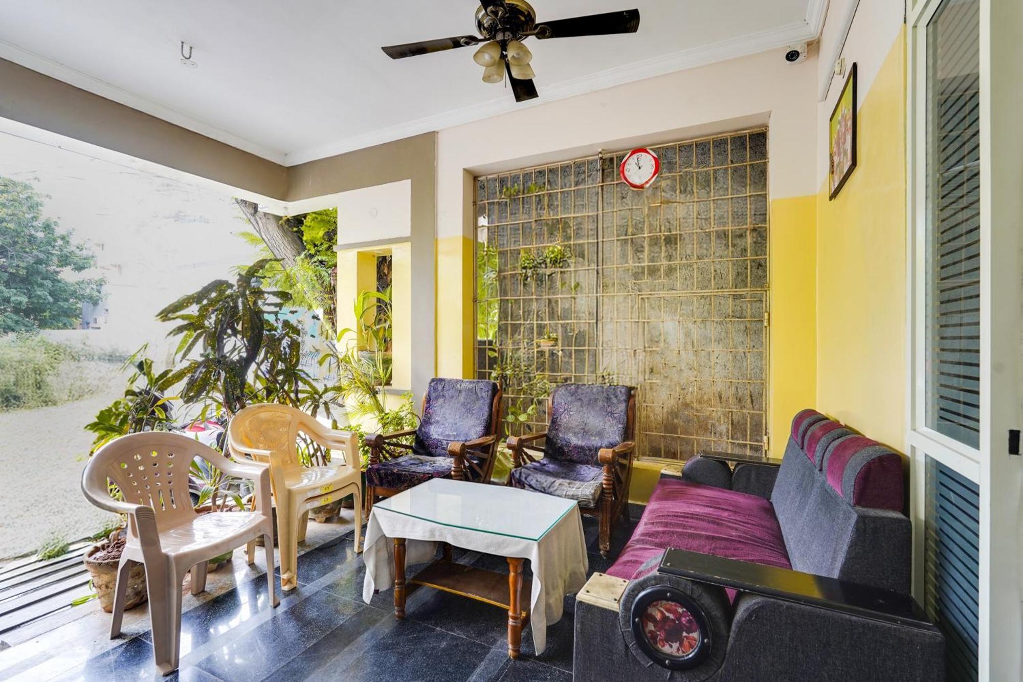 Super Hotel O Karakambadi Road Near Leela Mahal Circle 蒂鲁帕蒂 外观 照片