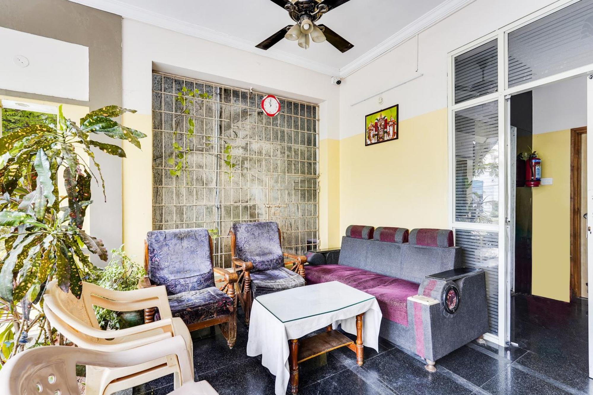 Super Hotel O Karakambadi Road Near Leela Mahal Circle 蒂鲁帕蒂 外观 照片